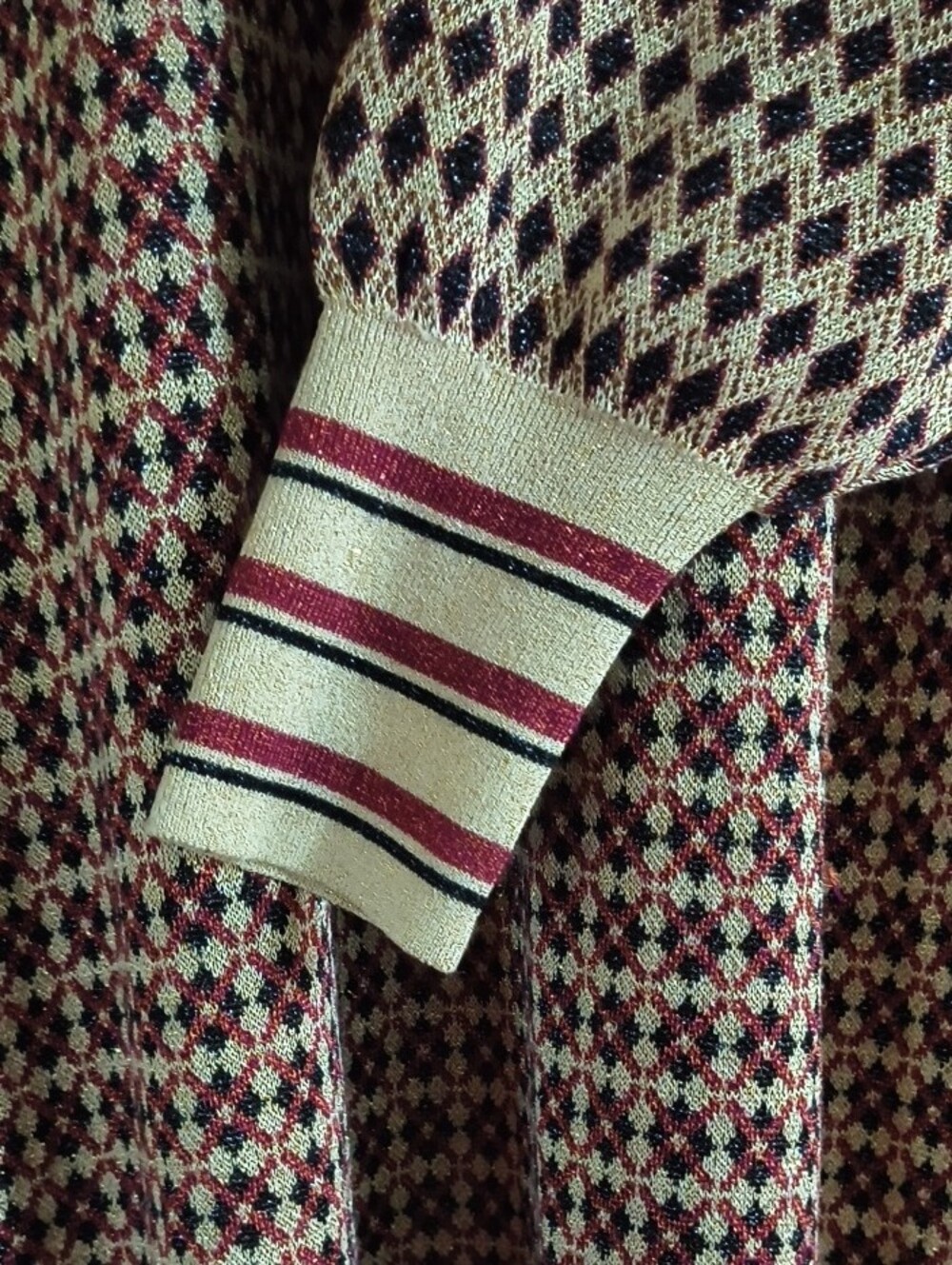 Zara Knit Cream and Burgundy Patterned Sweater - Picture 5 of 9